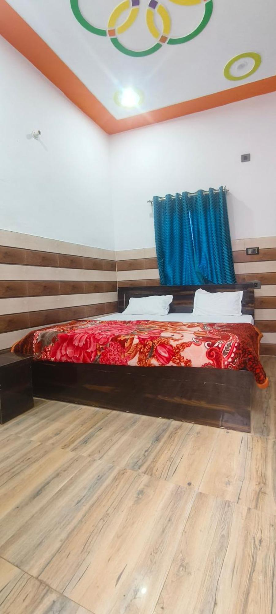 K.D.Dham Near Prem Mandir1 Hotell Vrindāvan Eksteriør bilde