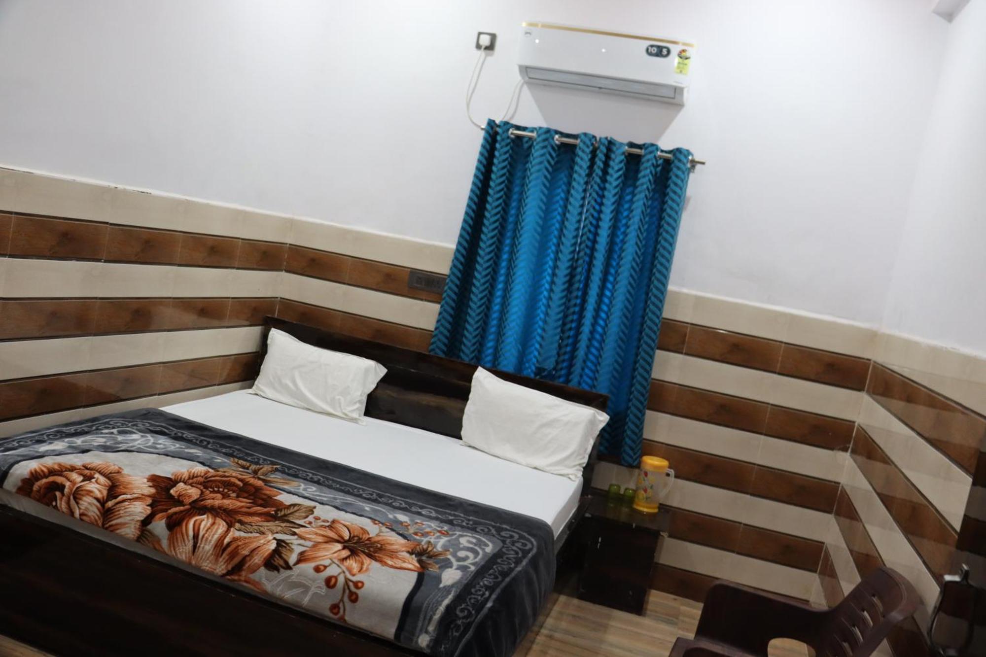 K.D.Dham Near Prem Mandir1 Hotell Vrindāvan Eksteriør bilde
