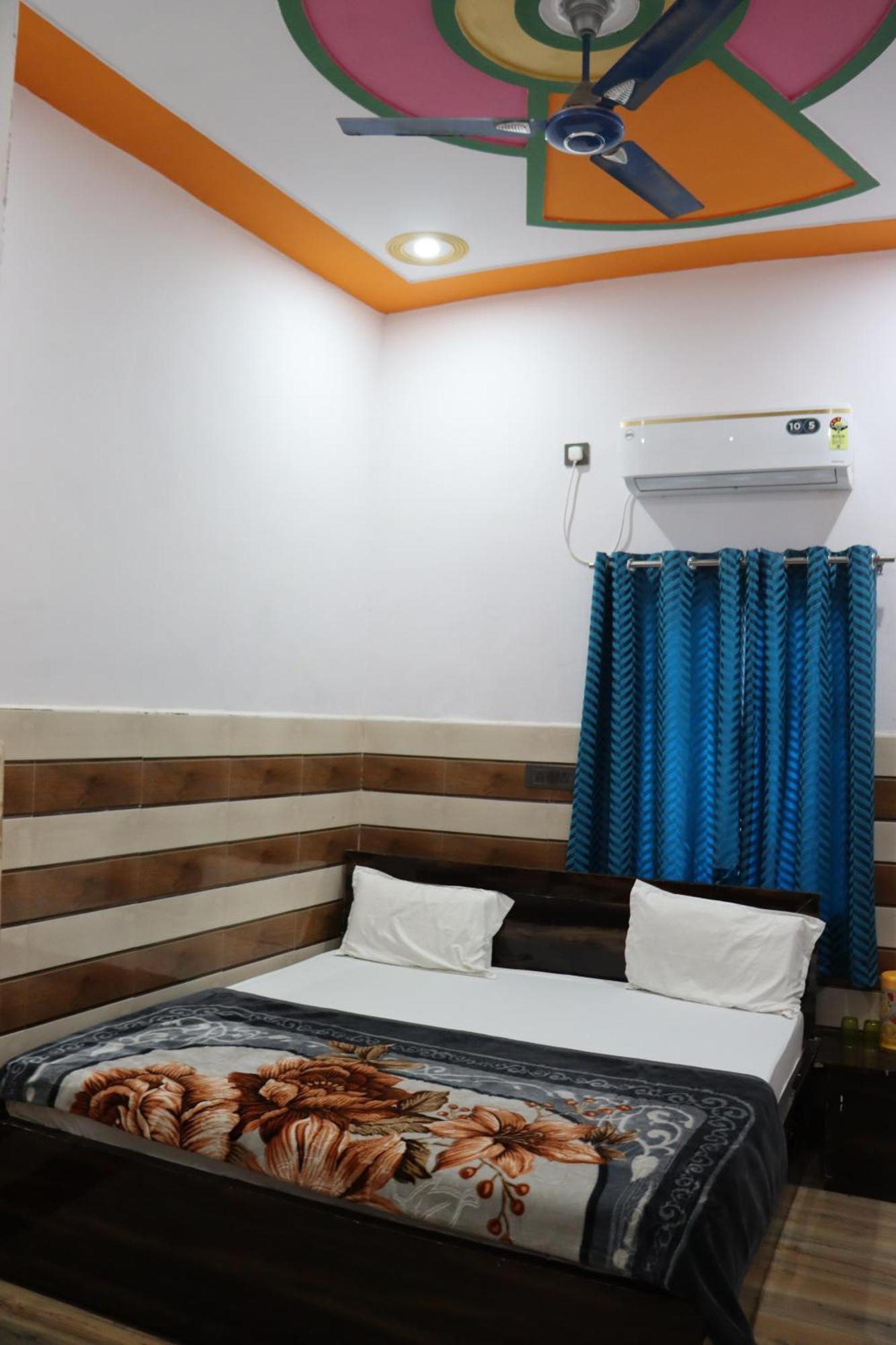 K.D.Dham Near Prem Mandir1 Hotell Vrindāvan Eksteriør bilde